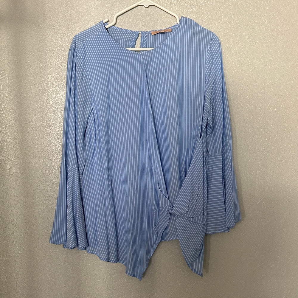 Gibson Latimer Lightweight Long Sleeve Blue Striped Tie Front Blouse Top